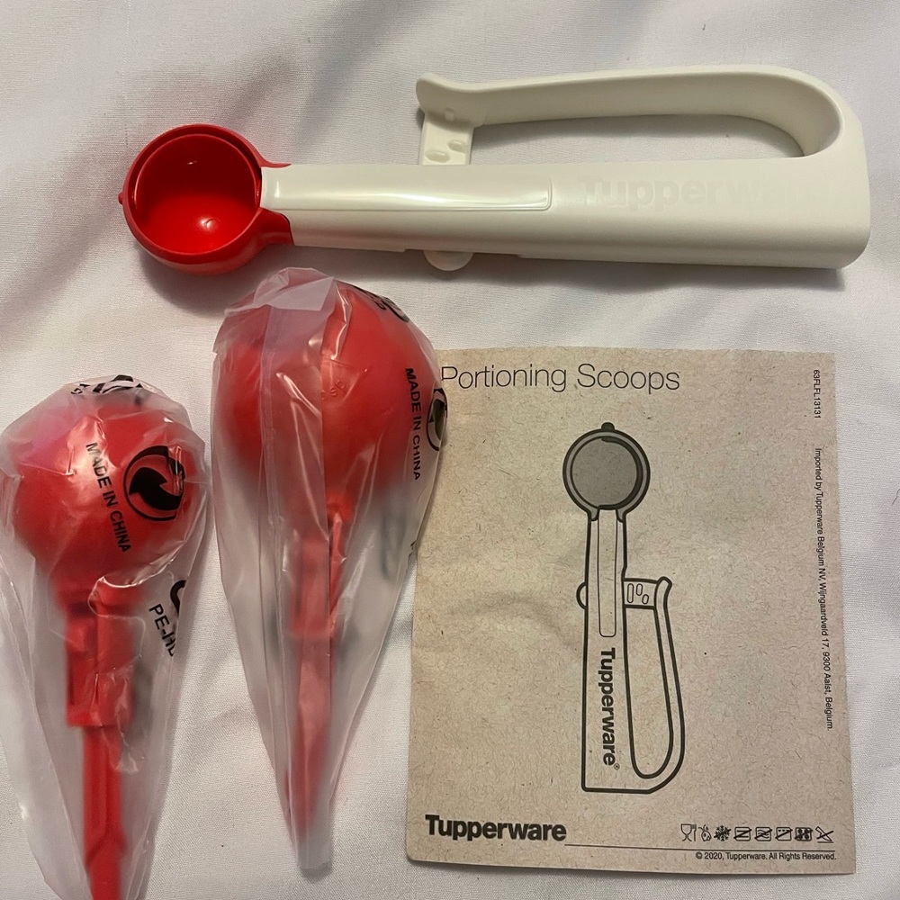 Tupperware portion scoops. - Picture 11 of 11
